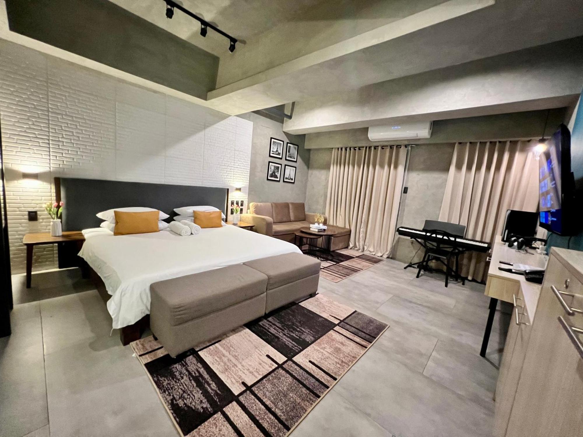 Cozy Spacious Hotel Type Condo With Ps5 Smart Tv And Wifi San Juan  Eksteriør billede